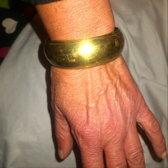 Vintage hammered brass braclet - Picture 1 of 6